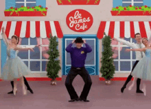 Curtsey Lachy Gillespie GIF - Curtsey Lachy Gillespie The Wiggles GIFs