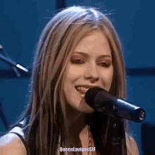 Avril Lavigne Avril GIF - Avril Lavigne Avril GIFs