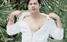 When It'S Chilly But You Still Gotta Look Fine GIF - Varundhawan Thand GIFs