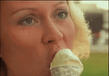 Agnetha Agnetha Faltskog GIF - Agnetha Agnetha Faltskog Ice Cream GIFs