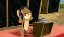 Listening To Music GIF - Listening To Music Jerry Cute GIFs