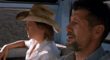 Kevin Bacon Valentine Val Mckee GIF - Kevin Bacon Valentine Val Mckee Fred Ward GIFs