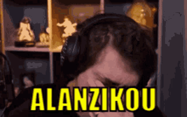 Quem é Alanzoka? Conheça um dos principais streamers do Brasil na