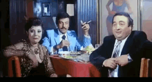 لما اخو خطيبتك يخرج معاكم بوسة GIF - Younes Shalaby Egyptian Comedy Boys GIFs