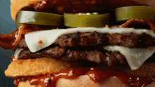 Carls Jr Spicy Western Bacon Cheeseburger GIF - Carls Jr Spicy Western Bacon Cheeseburger Burger GIFs