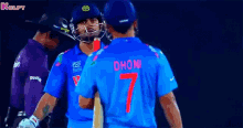 Virat Shared His One Of The Finest Memories With Dhoni Trending GIF - Virat Shared His One Of The Finest Memories With Dhoni Trending Gif GIFs