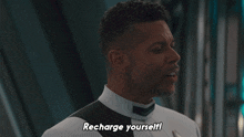 Recharge Yourself Dr Hugh Culber GIF - Recharge Yourself Dr Hugh Culber Star Trek Discovery GIFs