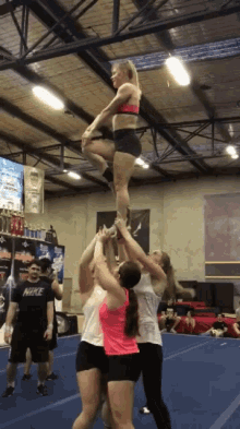 Cheerdance Party In The Back GIF - Cheerdance Party In The Back GIFs