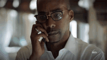 I Dont Think Not A Good Idea GIF - I Dont Think Not A Good Idea Phone Call GIFs