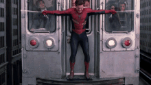 Spider Man2 Spider Man2train Fight GIF - Spider Man2 Spider Man Spider Man2train Fight GIFs