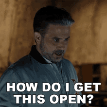 How Do I Get This Open Father Chuck GIF - How Do I Get This Open Father Chuck Blood And Treasure GIFs