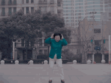 Dancing Khruangbin GIF - Dancing Khruangbin Happy GIFs