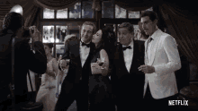 Photo Ops Glance GIF - Photo Ops Glance Party GIFs