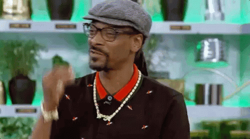 snoopdogg-kiss.gif