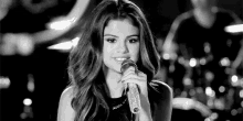 Selena Gomez Shy GIF - Selena Gomez Shy Happy GIFs