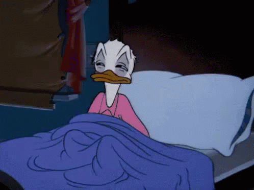  El Pato Donald Se Tapa Con La Manta Para Irse A Dormir GIF