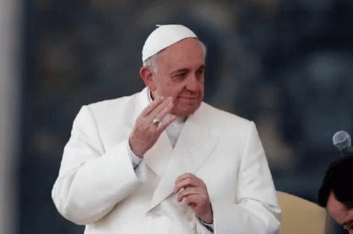 pope-francis-pray.gif