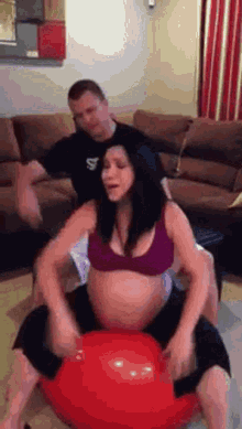 Pregnant Bouncing Ball GIF - Pregnant Bouncing Ball Labor Pains GIFs