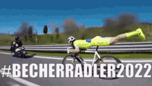 Becher Becherradler GIF - Becher Becherradler Cupcyclist GIFs