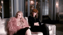 What Wut GIF - What Wut Screamqueens GIFs