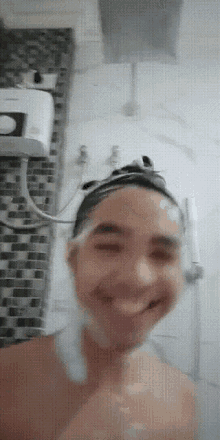 Yes Mark GIF - Yes Mark Shower GIFs