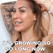 Its Growing So Long Now Tracy Kiss GIF - Its Growing So Long Now Tracy Kiss Its Very Long GIFs