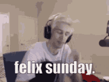 Xqc Felix Sunday GIF - Xqc Felix Sunday Felix Friday GIFs