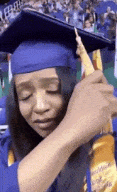Tassle Graduation GIF - Tassle Graduation Woman Turning Her Tassle GIFs