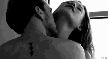 Intimate Kiss GIF - Intimate Kiss Passionate GIFs
