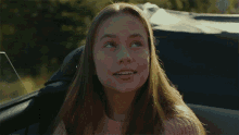 Traveling Jackie Dunphy GIF - Traveling Jackie Dunphy Black Conflux GIFs