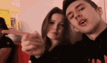 Couple Pointing GIF - Couple Pointing Cute GIFs