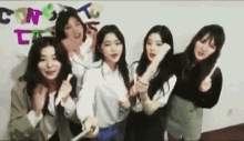 Red Velvet Group Picture GIF - Red Velvet Group Picture Hi GIFs