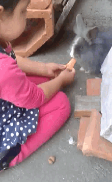 mi hija con su mascota