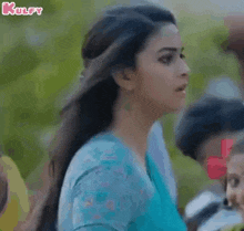 Searching For Someone.Gif GIF - Searching For Someone Keerthy Suresh Searching GIFs