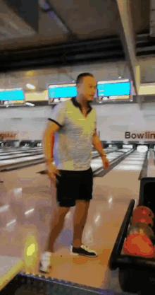 Stretching Bowling GIF - Stretching Bowling Okay GIFs