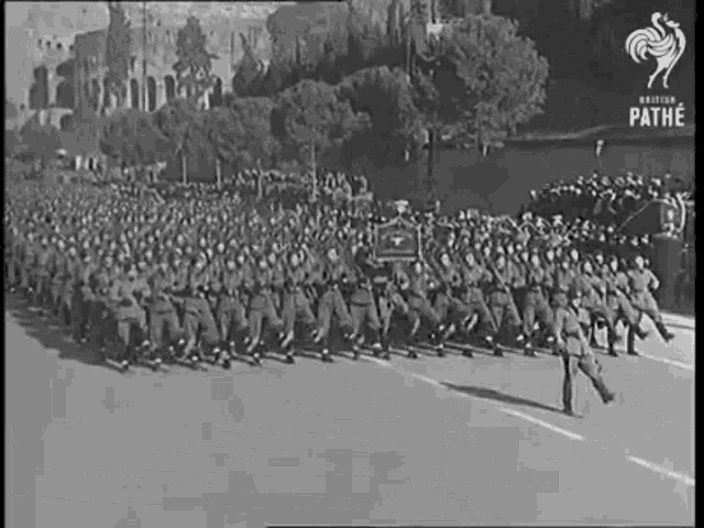 Regio Esercito Italy GIF - Regio Esercito Italy Parade GIFs