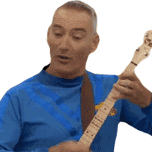 playing guitar anthony field anthony wiggle the wiggles solo guitar
