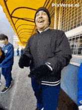 Banegas Microondas GIF