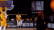 Lebrow Lakers GIF - Lebrow Lakers Anthony Davis GIFs