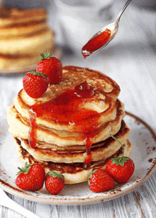 Pancakes Strawberries GIF - Pancakes Strawberries Food GIFs