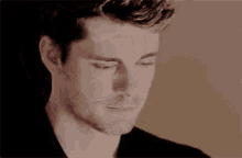 Lincoln Campbell Luke Mitchell GIF - Lincoln Campbell Luke Mitchell Marvel GIFs