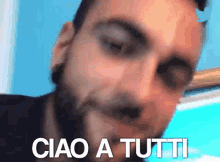 Marco Mengoni Ciao A Tutti GIF - Marco Mengoni Ciao A Tutti Selfie GIFs