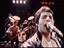Freddie Mercury Queen GIF - Freddie Mercury Queen Sing GIFs
