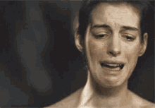 fantine les miserables anne hathaway crying tears