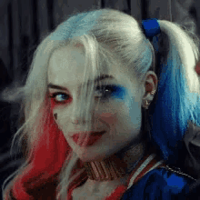 Harley Quinn Wink GIF - Harley Quinn Wink Smile GIFs
