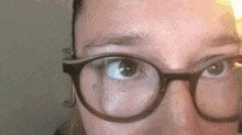 Cross Eye GIF - Cross Eye Eye Exerices GIFs