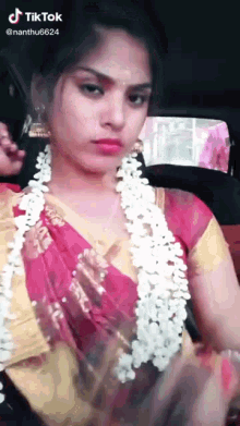 Shivada Hot Saree Red GIF - Shivada Hot Saree Red Jasmine Red GIFs