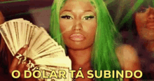 O Dólar Tá Subindo / Nick Minaj GIF - Nicki Minaj Money Fanning GIFs