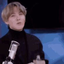 Yoongi Dilf Yoongi GIF - Yoongi Dilf Yoongi Yoongi Drinking Water GIFs