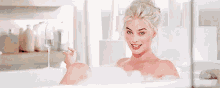 Margot Robbie Bubble Bath GIF - Margot Robbie Bubble Bath Champagne GIFs